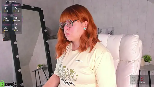 Snapshot of Michelle_Wilsson chatting on December 2025 08:13:02 AM Michelle Wilsson online show from December 2025 08:13:02 AM