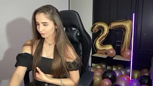 s meow online show from November 2025 01:10:02 AM