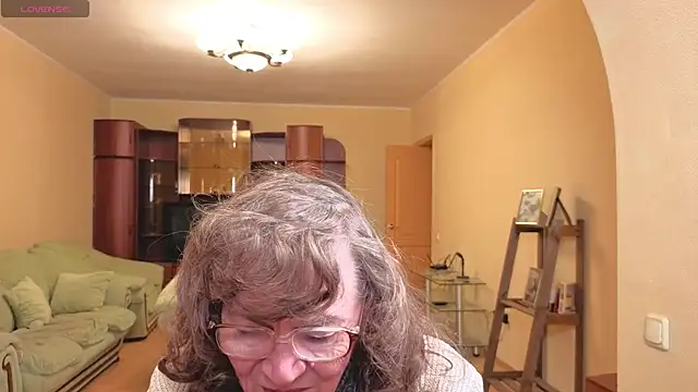 Betty Brick online show from May 2026 04:10:01 PM