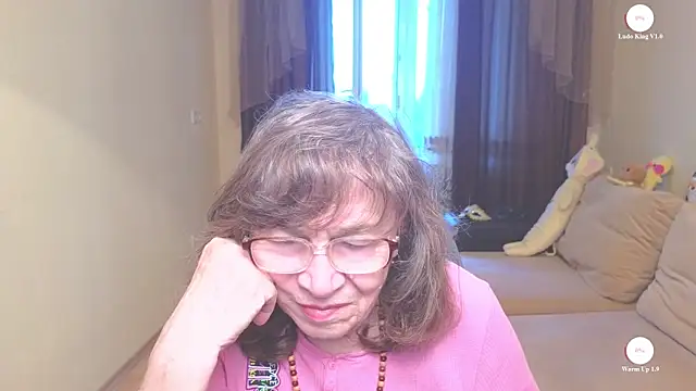 Betty Brick online show from May 2026 02:53:01 PM