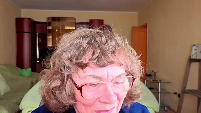 Betty Brick online show from January 2026 07:23:02 AM