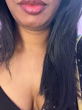 Snapshot of tamil_Aarathi chatting on June 2026 05:18:01 PM tamil Aarathi online show from June 2026 05:18:01 PM
