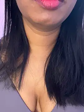 Snapshot of tamil_Aarathi chatting on May 2026 12:14:01 PM tamil Aarathi online show from May 2026 12:14:01 PM