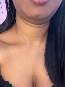 Snapshot of tamil_Aarathi chatting on May 2026 01:38:02 PM tamil Aarathi online show from May 2026 01:38:02 PM