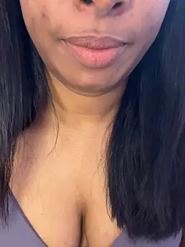 Snapshot of tamil_Aarathi chatting on May 2026 05:43:04 PM tamil Aarathi online show from May 2026 05:43:04 PM