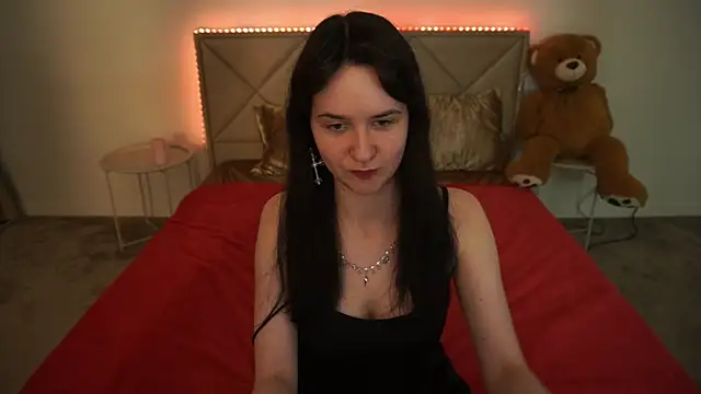 Snapshot of BerryDiva chatting on June 2026 08:32:01 PM BerryDiva online show from June 2026 08:32:01 PM