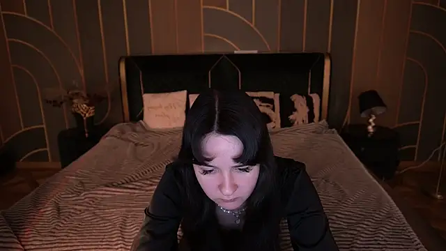 BerryDiva online show from November 2025 03:22:02 PM