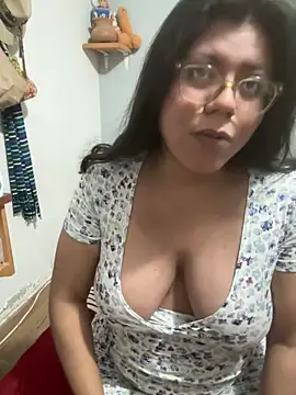 Snapshot of karysweetbeaury chatting on February 2026 06:58:01 PM karysweetbeaury online show from February 2026 06:58:01 PM