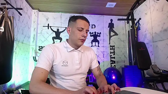 Dustin Sonne online show from February 2026 03:51:02 AM