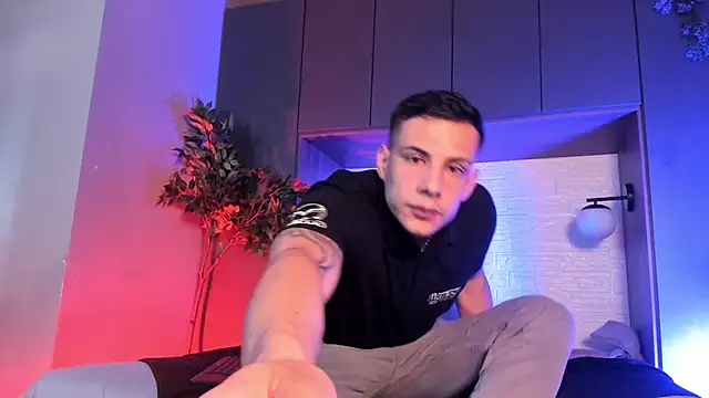 Snapshot of Dustin_Sonne chatting on March 2026 03:41:02 AM Dustin Sonne online show from March 2026 03:41:02 AM