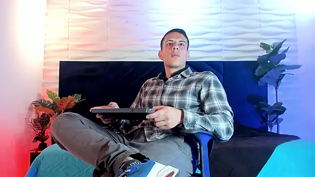 Snapshot of Dustin_Sonne chatting on March 2026 03:24:01 AM Dustin Sonne online show from March 2026 03:24:01 AM