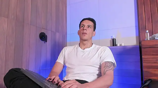 Dustin Sonne online show from May 2026 03:37:02 AM