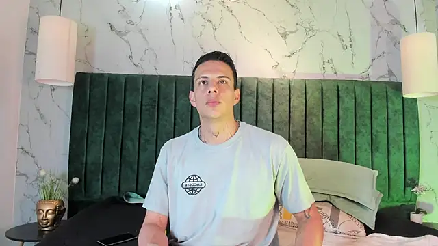 Dustin Sonne online show from November 2025 03:21:02 AM