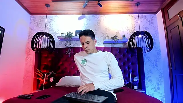 Dustin Sonne online show from May 2026 03:36:02 AM