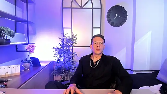 Snapshot of Dustin_Sonne chatting on April 2026 03:32:01 AM Dustin Sonne online show from April 2026 03:32:01 AM