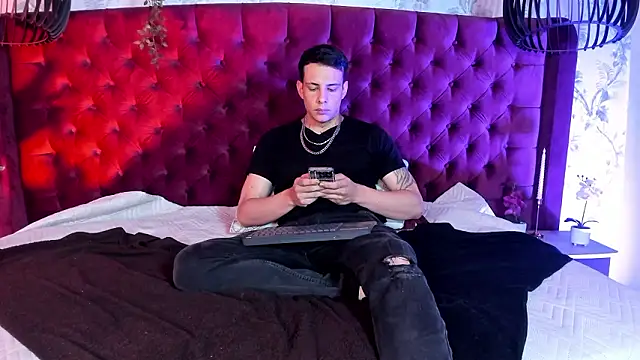 Dustin Sonne online show from February 2026 03:49:02 AM