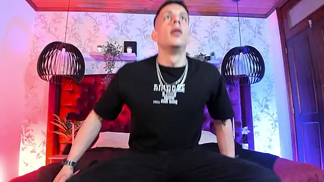 Snapshot of Dustin_Sonne chatting on March 2026 03:26:01 AM Dustin Sonne online show from March 2026 03:26:01 AM