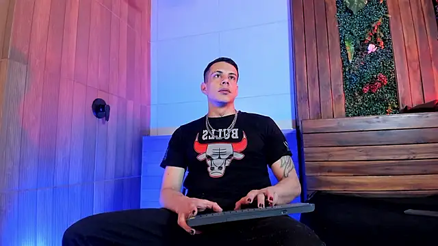 Dustin Sonne online show from February 2026 03:41:01 AM