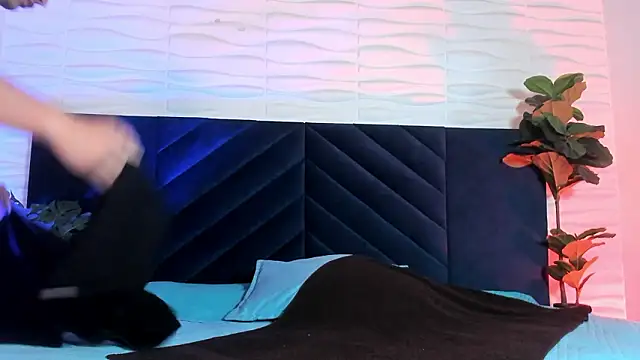 Snapshot of Dustin_Sonne chatting on March 2026 03:17:02 AM Dustin Sonne online show from March 2026 03:17:02 AM