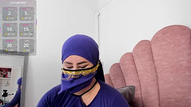 Snapshot of halabi_saha chatting on November 2025 01:11:01 PM halabi saha online show from November 2025 01:11:01 PM