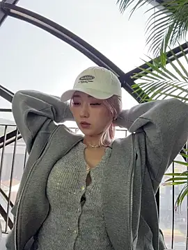 winter11 online show from March 2026 04:24:01 AM