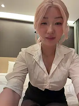 winter11 online show from October 2025 02:07:02 PM