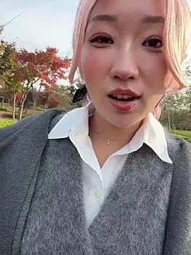 winter11 online show from November 2025 12:04:02 AM