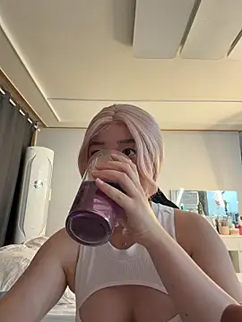 winter11 online show from October 2025 02:50:01 PM