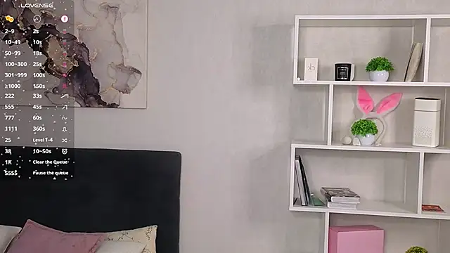 Snapshot of SynnoveBann chatting on March 2026 01:32:02 AM SynnoveBann online show from March 2026 01:32:02 AM