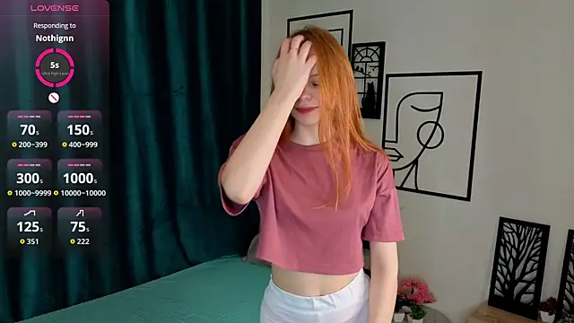 SynnoveBann online show from November 2025 01:44:02 AM