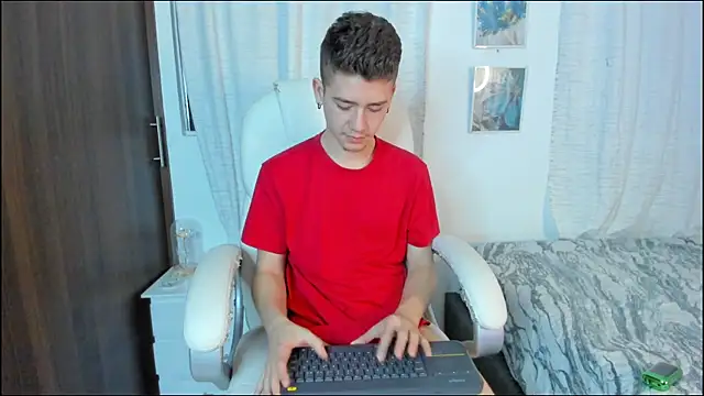 Snapshot of ThiagooJames chatting on September 2025 12:40:02 AM ThiagooJames online show from September 2025 12:40:02 AM