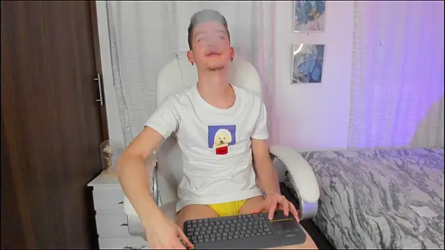 Snapshot of ThiagooJames chatting on September 2025 02:29:02 AM ThiagooJames online show from September 2025 02:29:02 AM