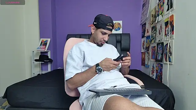 ashtoncooperr online show from March 2026 04:40:02 PM