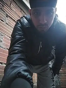 ashtoncooperr online show from February 2026 11:44:02 AM