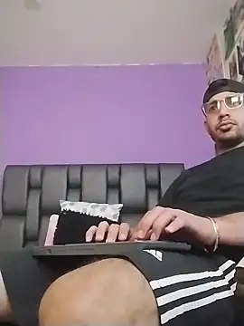 ashtoncooperr online show from January 2026 05:17:01 PM