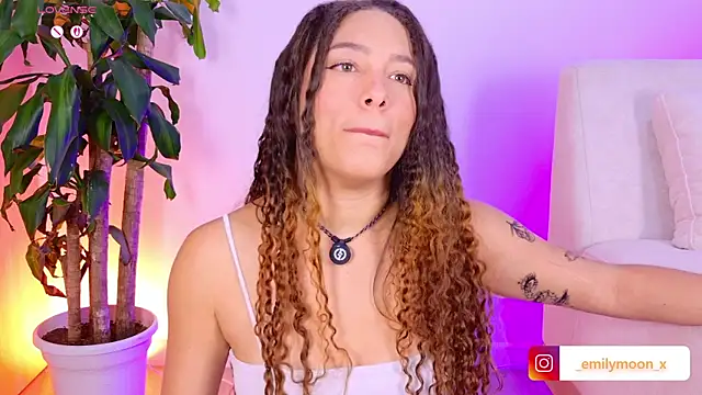 onlyemily  online show from April 2026 01:06:01 AM