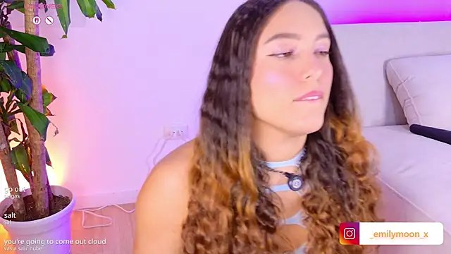 onlyemily  online show from April 2026 01:12:01 AM