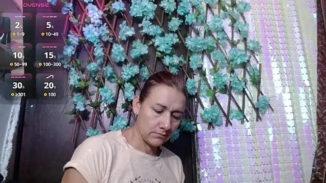 darling hott online show from October 2025 10:36:01 AM