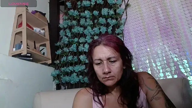 darling hott online show from July 2026 09:49:02 AM