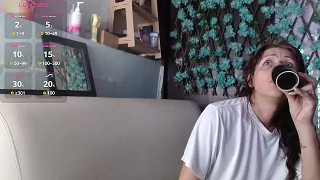 darling hott online show from March 2026 12:13:01 PM