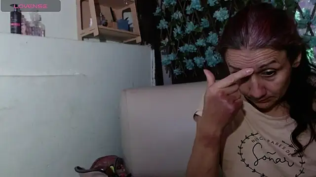 darling hott online show from July 2026 08:32:02 AM