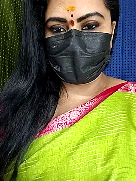 Snapshot of honey-flower chatting on September 2025 06:56:01 PM honey-flower online show from September 2025 06:56:01 PM