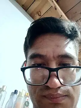 Single lagunero online show from April 2026 09:10:02 PM