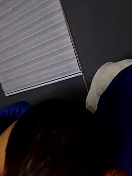 Snapshot of alexGw1 chatting on October 2025 02:20:02 AM alexGw1 online show from October 2025 02:20:02 AM