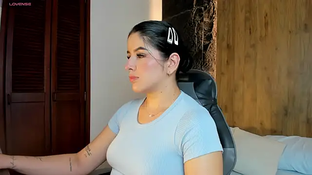 evelin lopezz online show from October 2025 02:13:02 AM