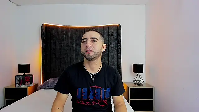 Lushian  online show from May 2026 03:38:01 PM
