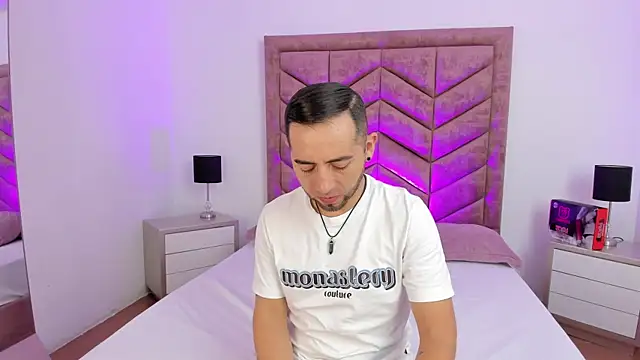 Lushian  online show from March 2026 03:14:02 PM