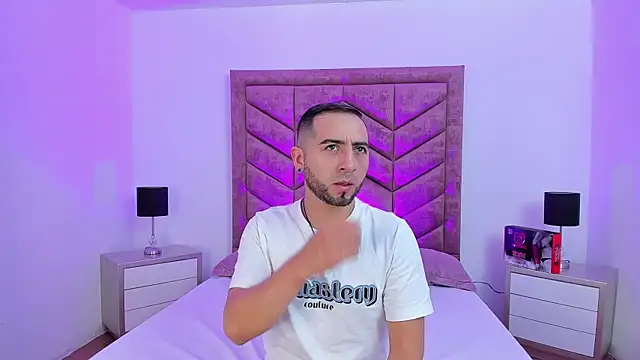 Lushian  online show from April 2026 03:46:01 PM