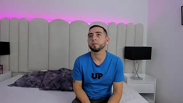 Lushian  online show from November 2025 10:02:02 PM