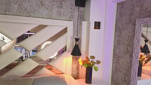 Snapshot of Saara_evans_ chatting on October 2025 08:13:02 PM Saara evans online show from October 2025 08:13:02 PM